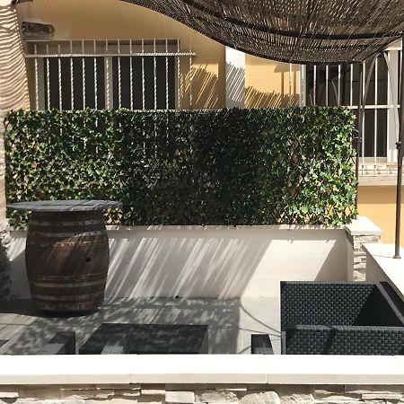 Oliviers Apartamento Monteux Exterior foto